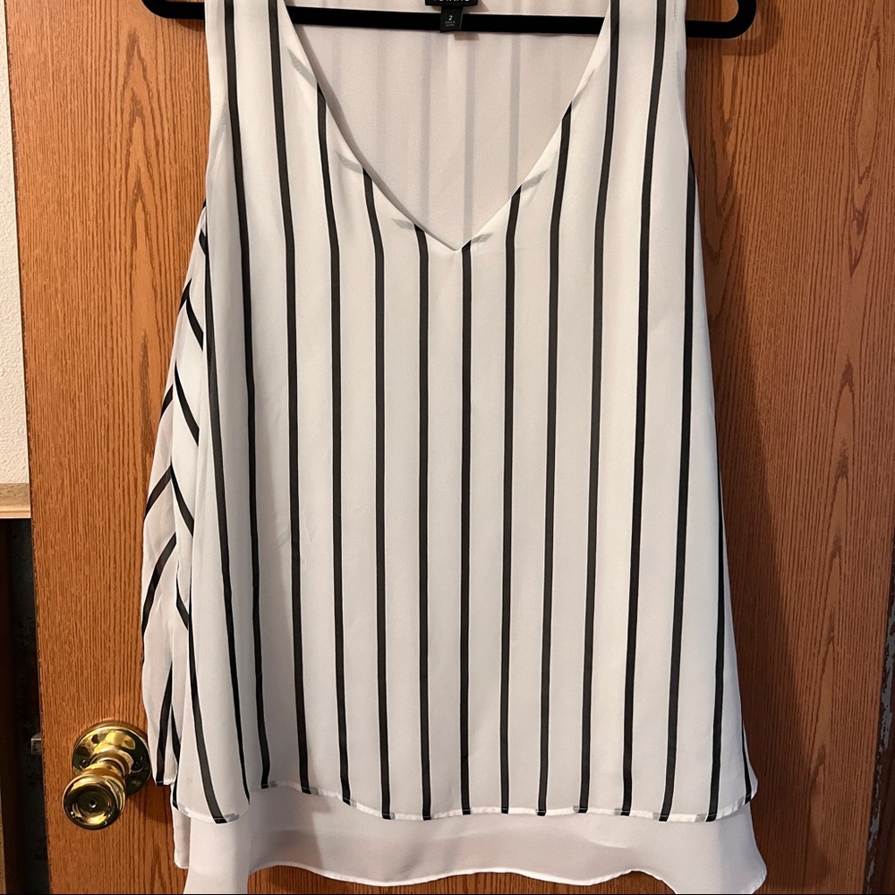 Flowy Work Top